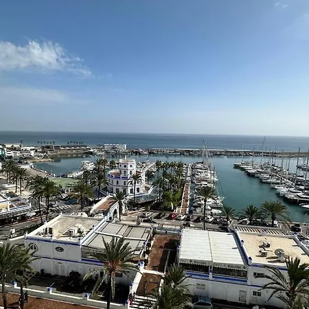 Puerto Paraiso Апартаменты